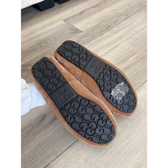 UGG Mens moccasins size 12 like new main image 8